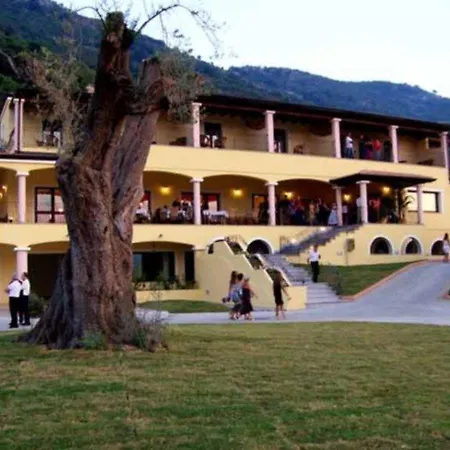 Hotel S'olia 3*